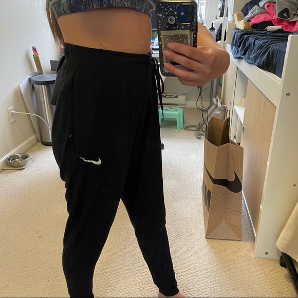 Nike DRI-FIT Womens Black Training Trousers - Picture 7 of 7